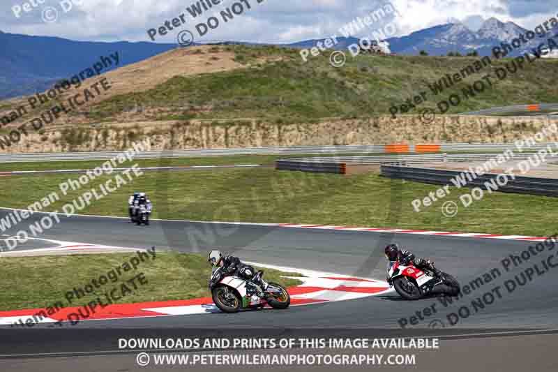 cadwell no limits trackday;cadwell park;cadwell park photographs;cadwell trackday photographs;enduro digital images;event digital images;eventdigitalimages;navarra;no limits trackdays;peter wileman photography;racing digital images;trackday digital images;trackday photos